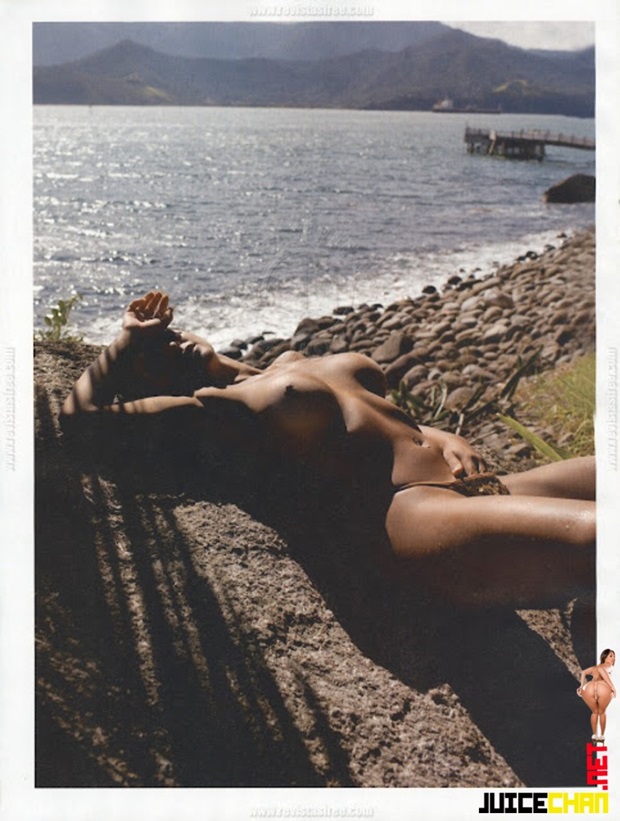 Playboy Setembro De 2012 Karine Camargo